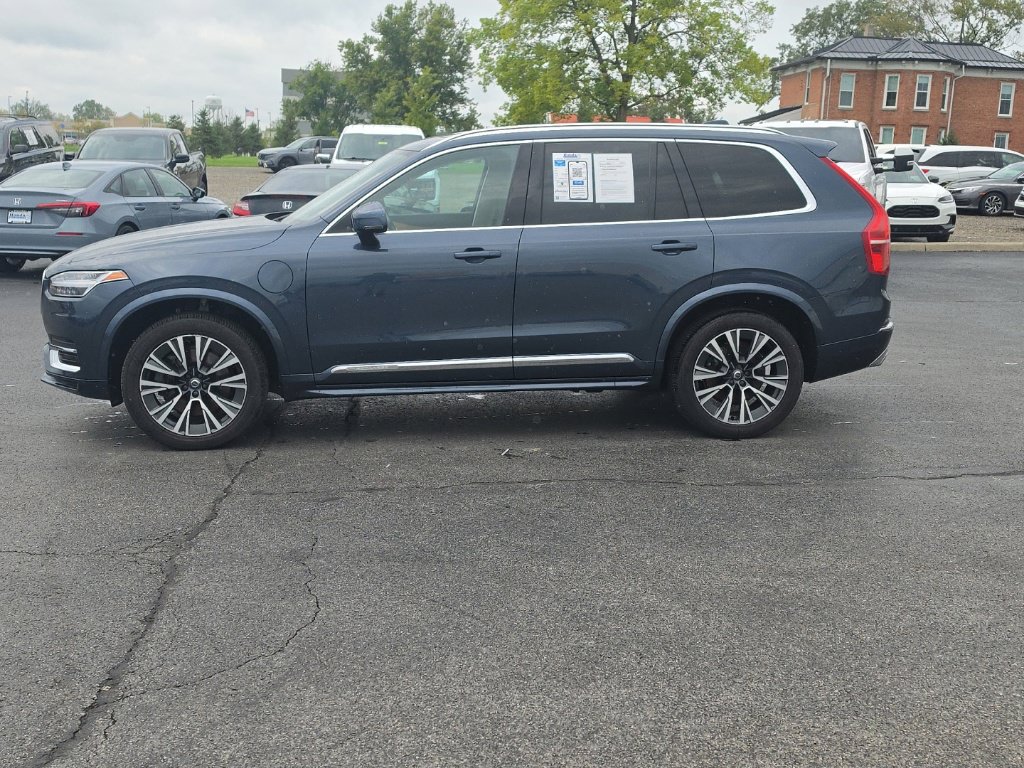 Used 2021 Volvo XC90 T8 Inscription Expression w/ Protection Package Premier AWD/4WD image 4
