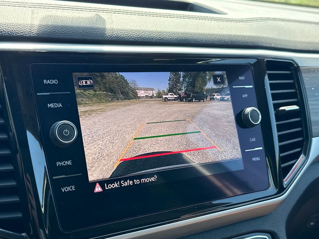 Used 2021 Volkswagen Atlas SEL Premium image 9