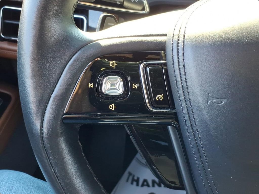 Certified 2023 Lincoln Aviator Reserve w/ Elements Package Plus image 23