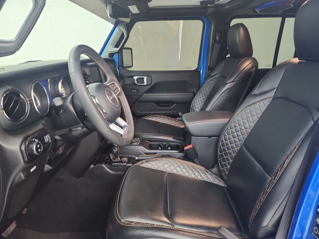 Certified 2023 Jeep Gladiator Overland AWD/4WD image 19