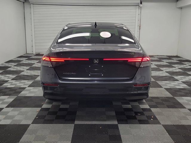 Certified 2025 Honda Accord SE image 5