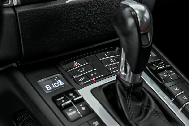 Used 2017 Porsche Macan GTS w/ Premium Package Plus image 33