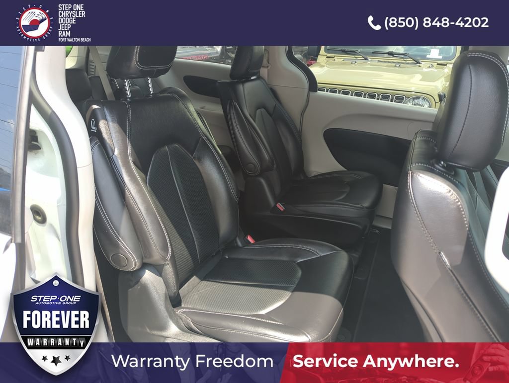 Used 2022 Chrysler Pacifica Touring-L FWD image 30
