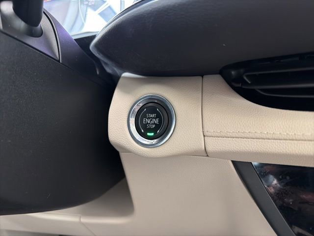 Used 2023 Buick Envision Avenir AWD/4WD image 29
