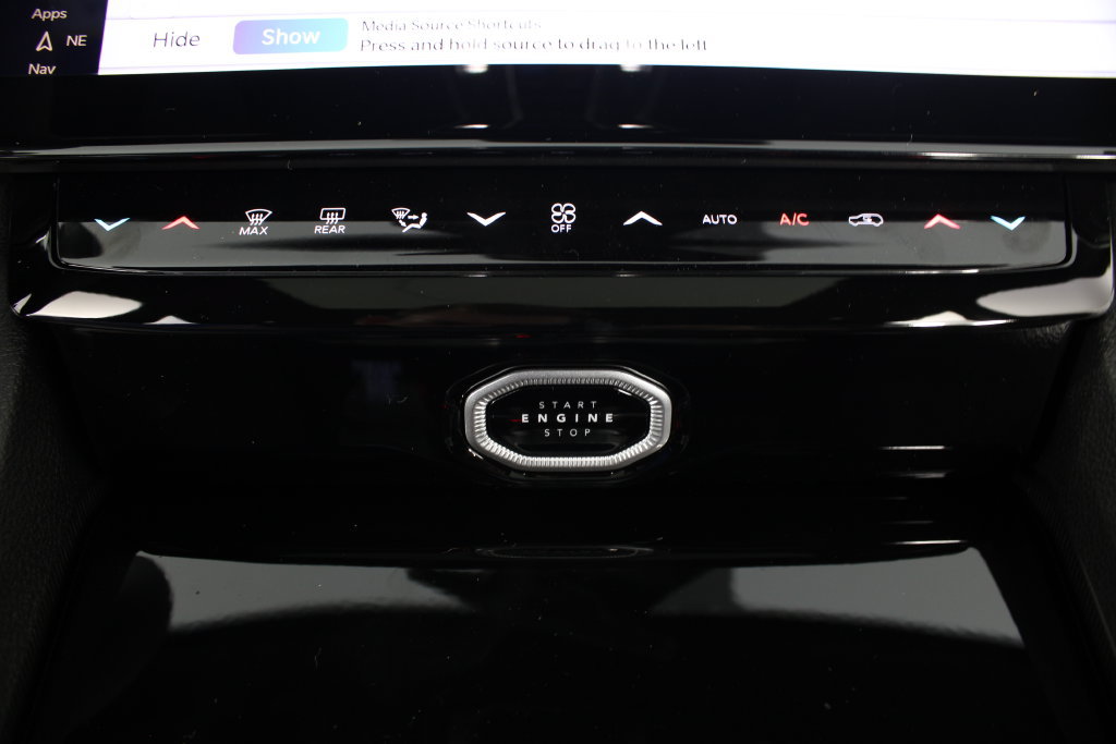 New 2027 Jeep Grand Cherokee Limited AWD/4WD image 6