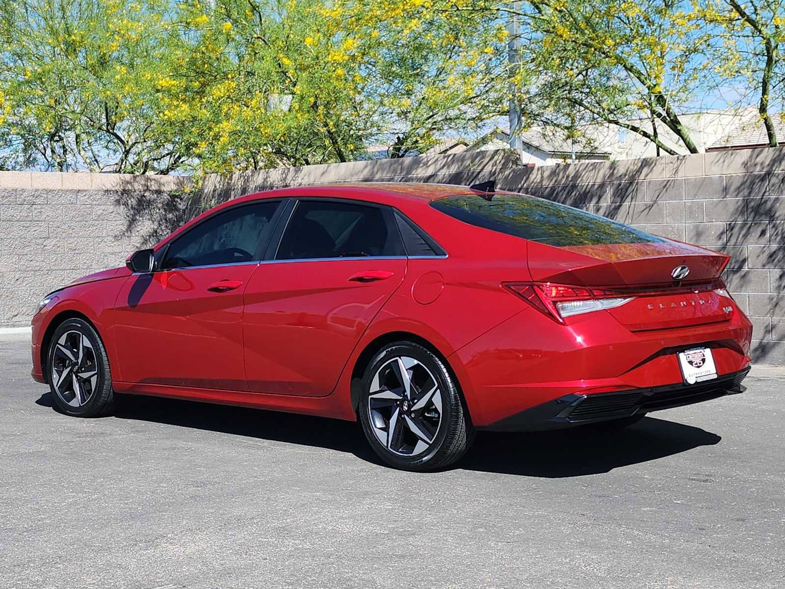 Used 2023 Hyundai Elantra Limited FWD image 7