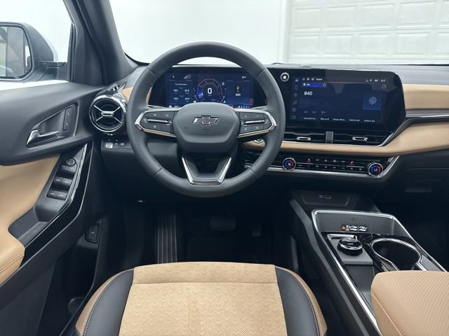 New 2026 Chevrolet Equinox ACTIV w/ Safety and Technology Package image 24