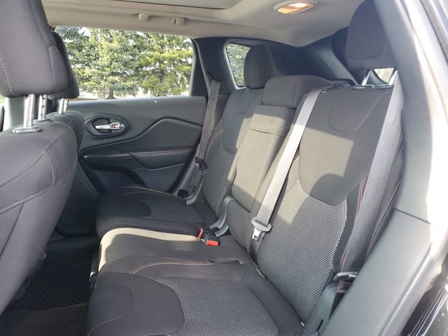 Used 2016 Jeep Cherokee 75th Anniversary AWD/4WD image 23