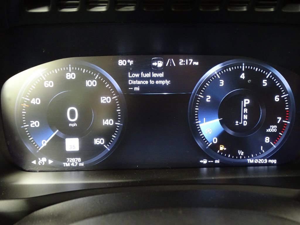 Used 2016 Volvo XC90 T6 Momentum w/ Protection Package Plus image 31