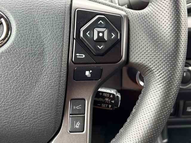 Used 2023 Toyota Tacoma TRD Off-Road w/ TRD Premium Off Road Package AWD/4WD image 32