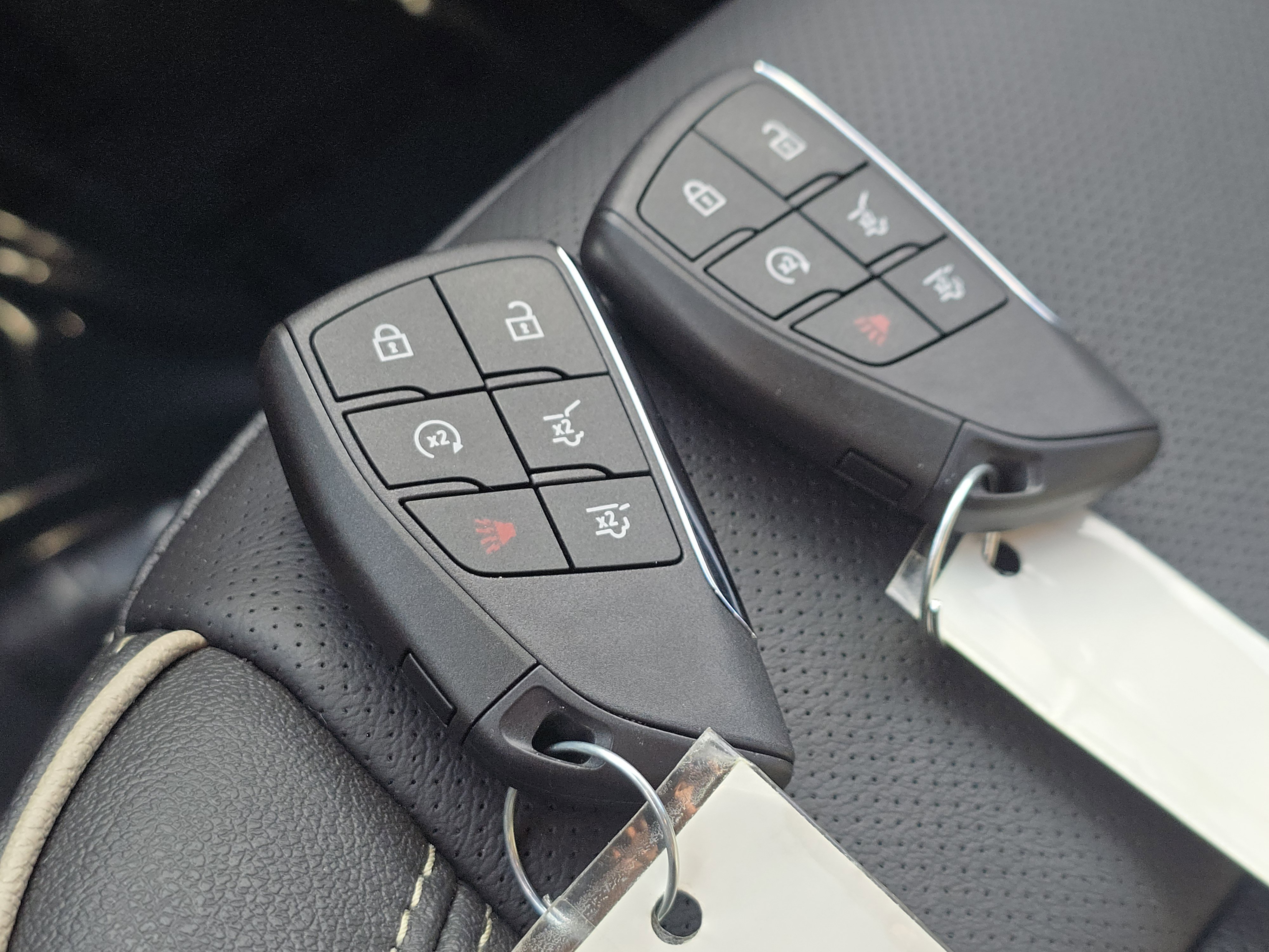 New 2025 Chevrolet Suburban Premier image 31