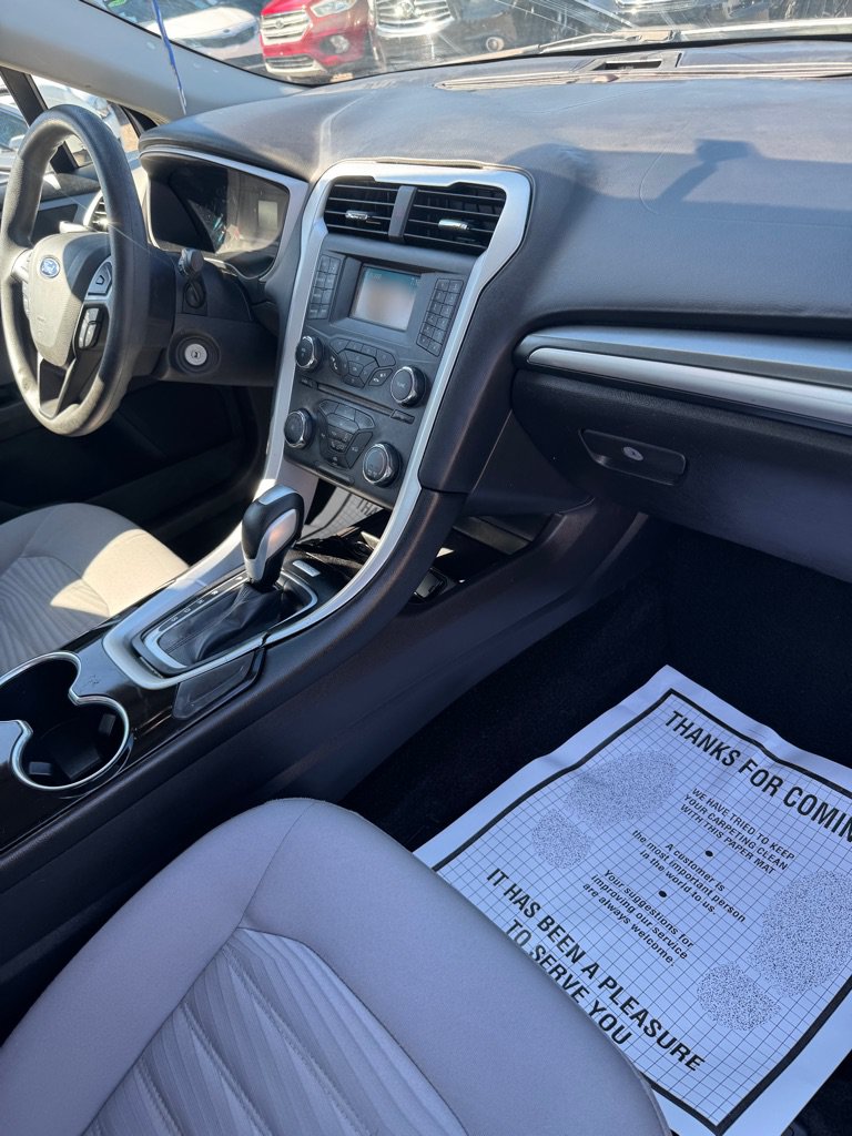 Used 2016 Ford Fusion S w/ Equipment Group 101A FWD image 10