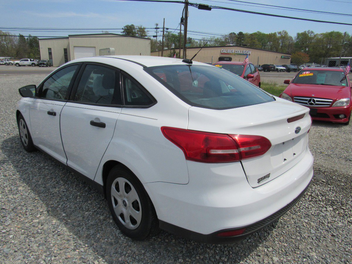Used 2016 Ford Focus S image 5
