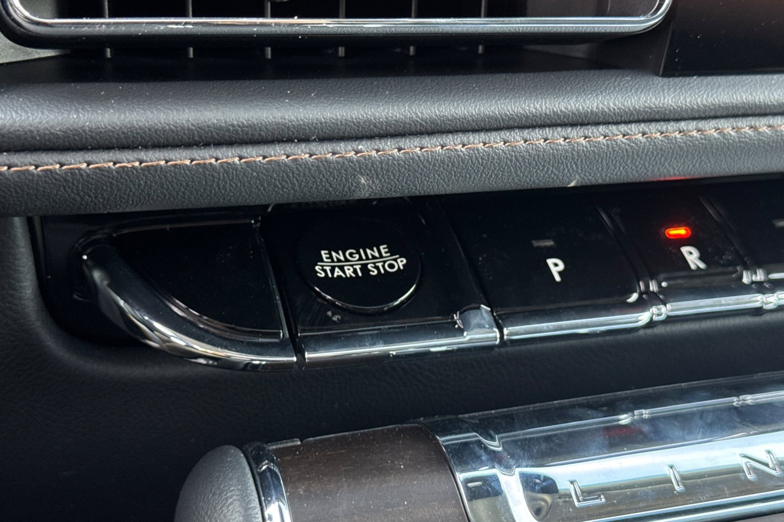 New 2026 Lincoln Aviator Reserve image 23