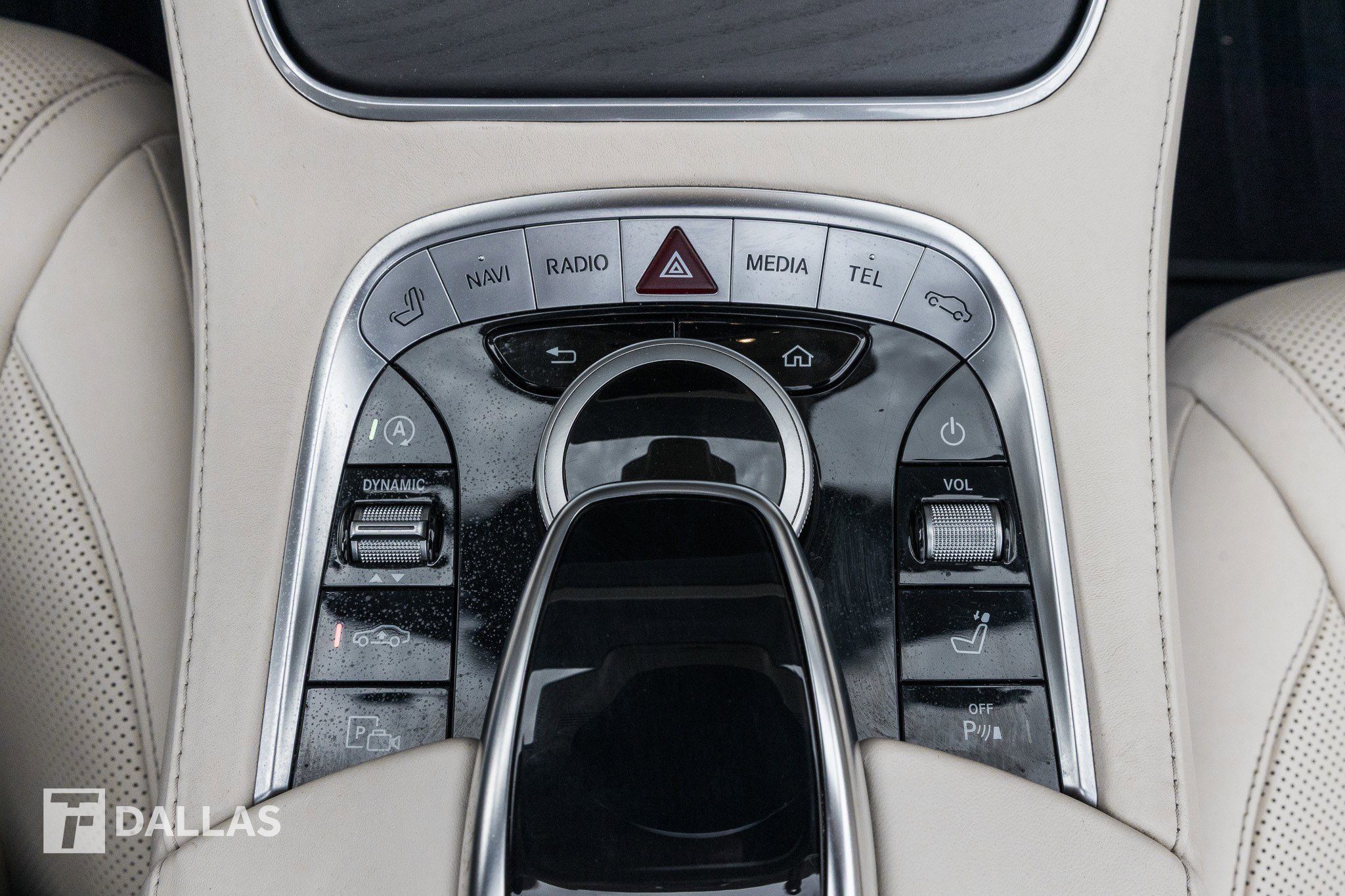 Used 2020 Mercedes-Benz S 560 Cabriolet image 28