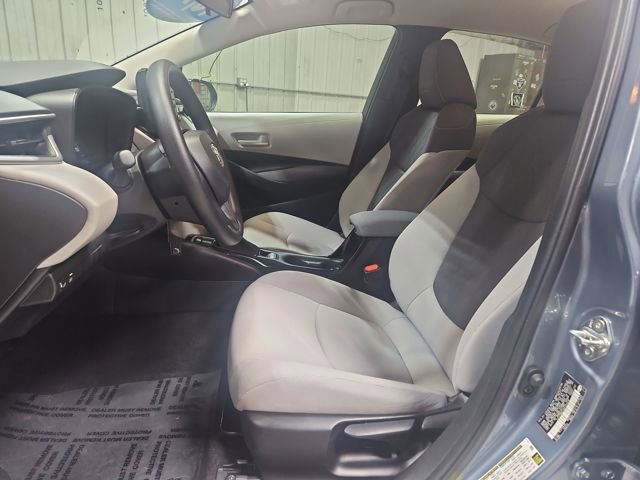 Used 2022 Toyota Corolla LE image 9