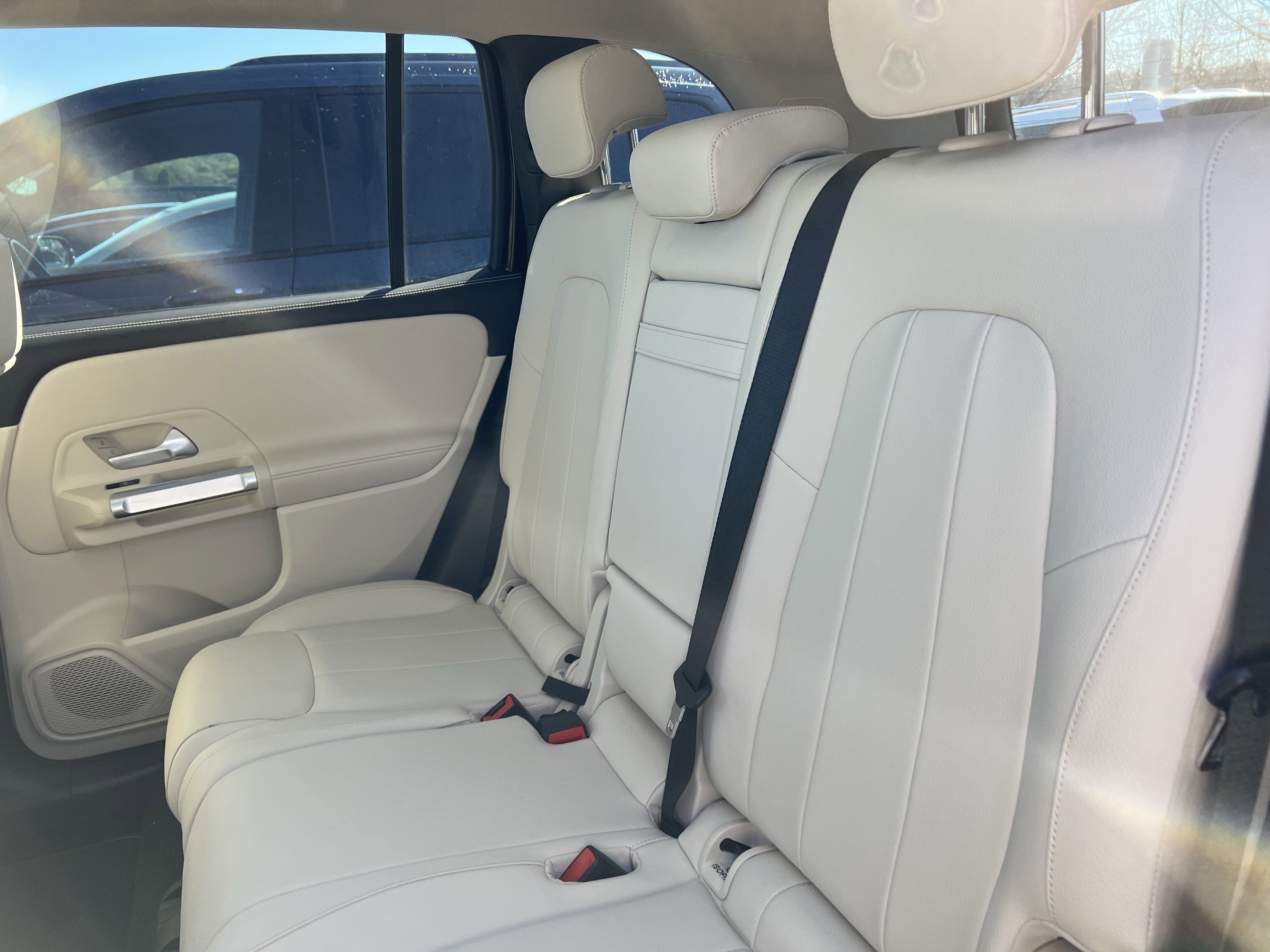 Certified 2023 Mercedes-Benz GLB 250 image 34