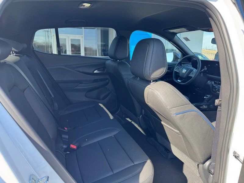 Used 2025 Buick Envista Sport Touring w/ Convenience I Package image 10
