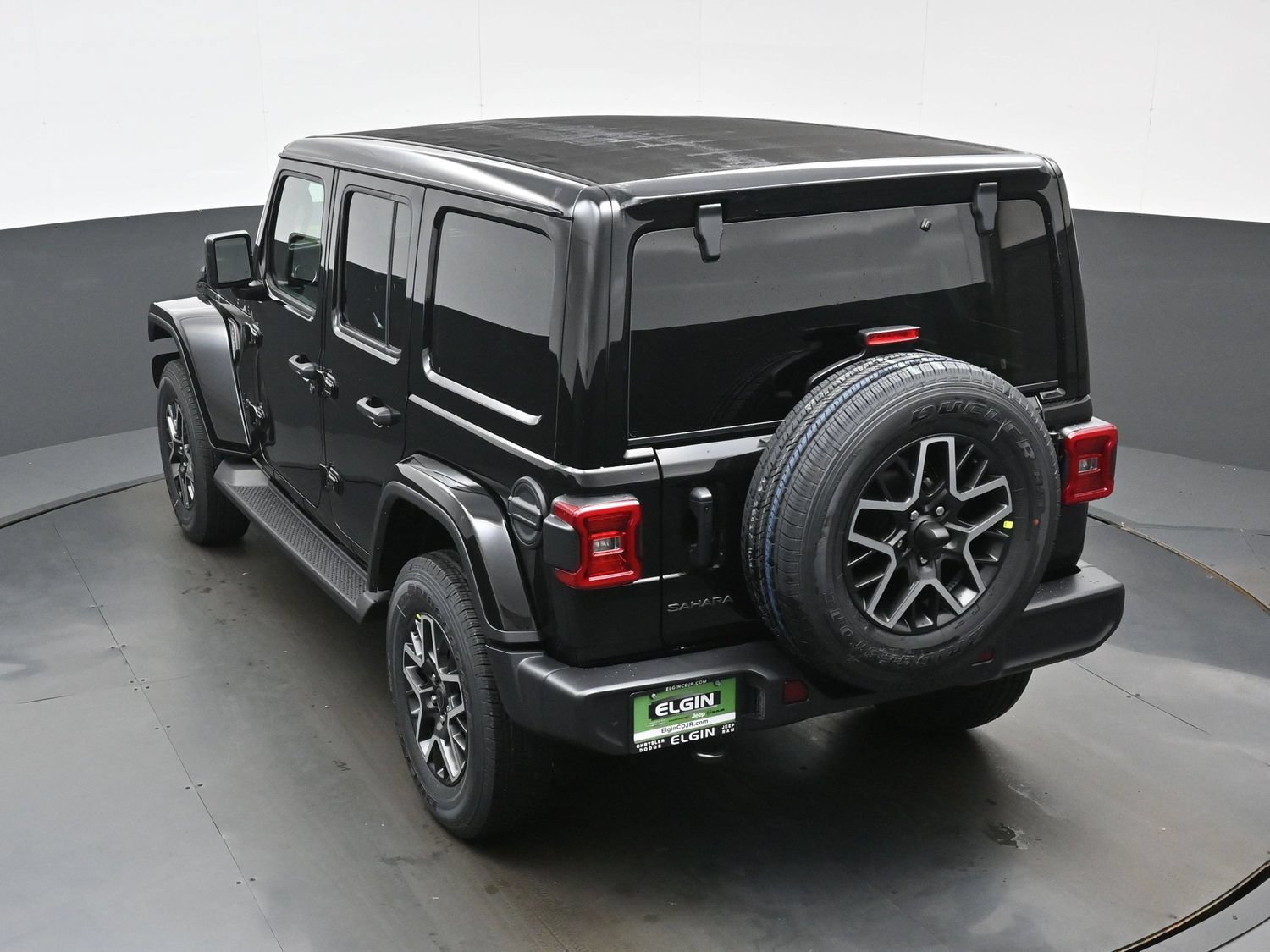 New 2027 Jeep Wrangler Unlimited Sahara AWD/4WD image 23