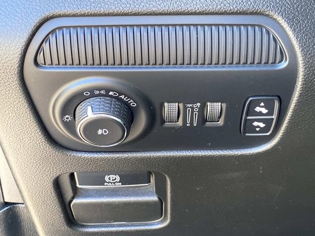 Used 2022 Jeep Wagoneer Series II w/ Premium Group I image 16