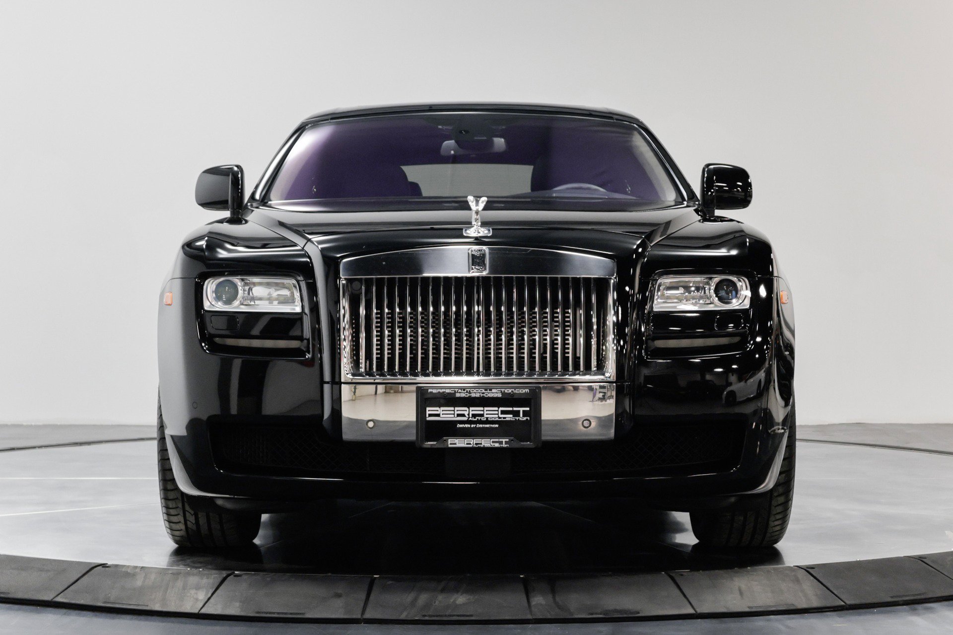 Used 2011 Rolls-Royce Ghost image 28