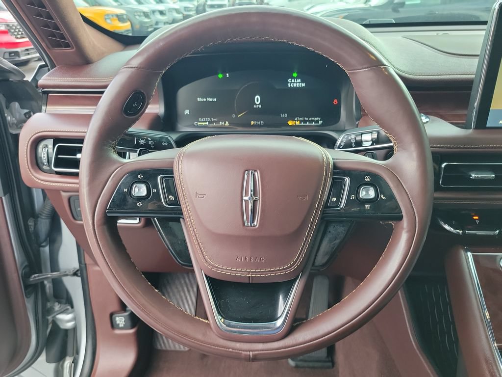Certified 2022 Lincoln Aviator Black Label w/ Class IV Trailer Tow Package AWD/4WD image 23
