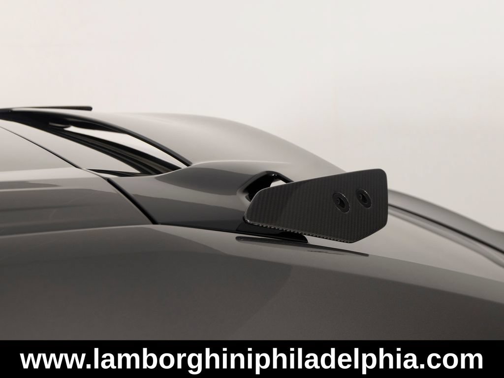 Used 2024 Lamborghini Urus Performante AWD/4WD image 51