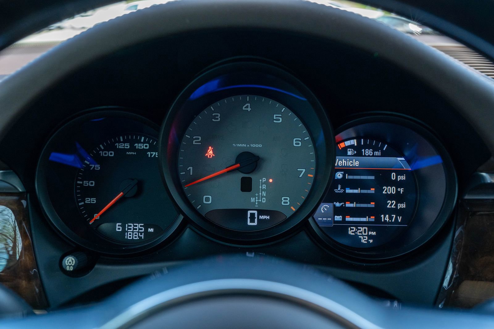 Certified 2018 Porsche Macan S image 26