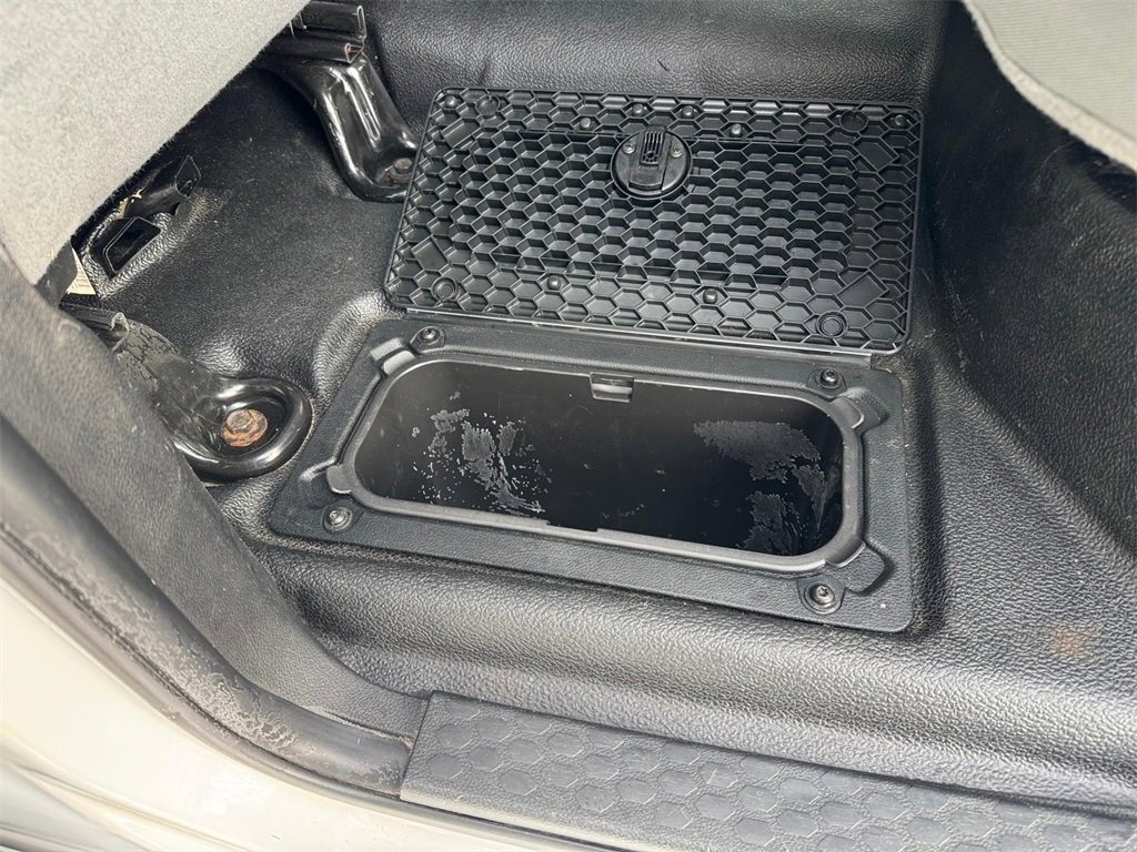 Used 2018 RAM 2500 Tradesman w/ Chrome Appearance Group image 10