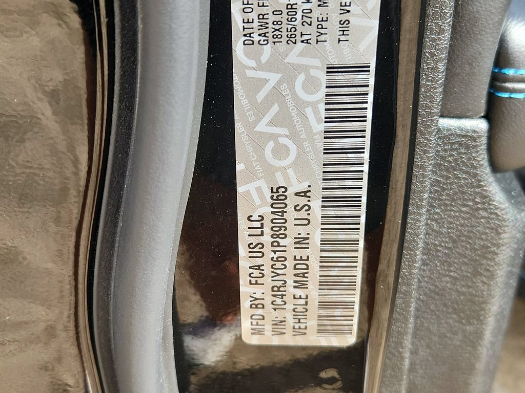 Used 2023 Jeep Grand Cherokee Trailhawk AWD/4WD image 18