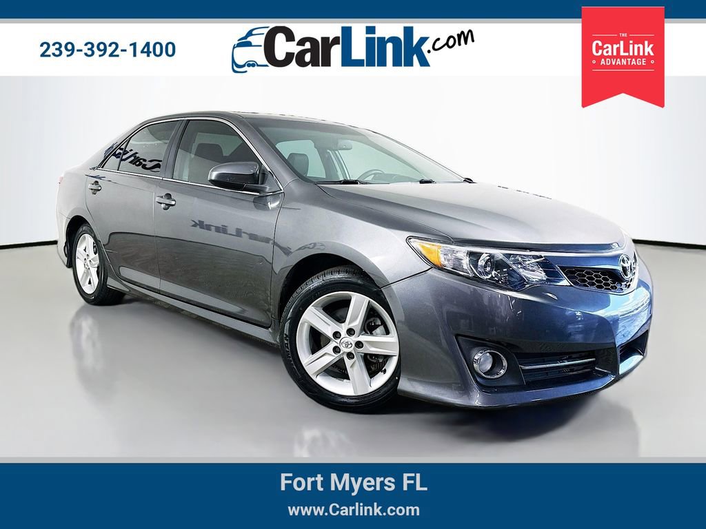 Used 2014 Toyota Camry SE w/ Leather Package FWD image 1