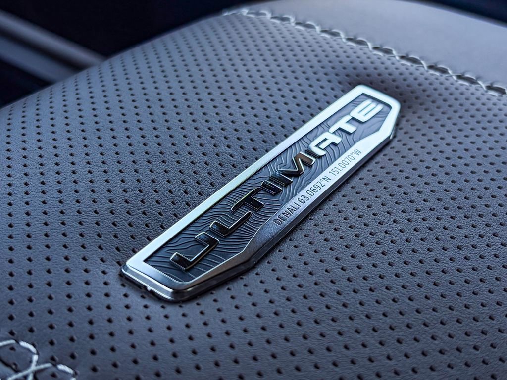 Used 2026 GMC Yukon Denali Ultimate w/ LPO, Floor Liner Package image 35