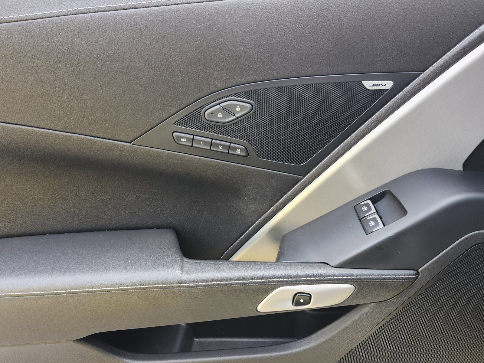 Used 2019 Chevrolet Corvette Stingray Coupe w/ 2LT Preferred Equipment Group image 38