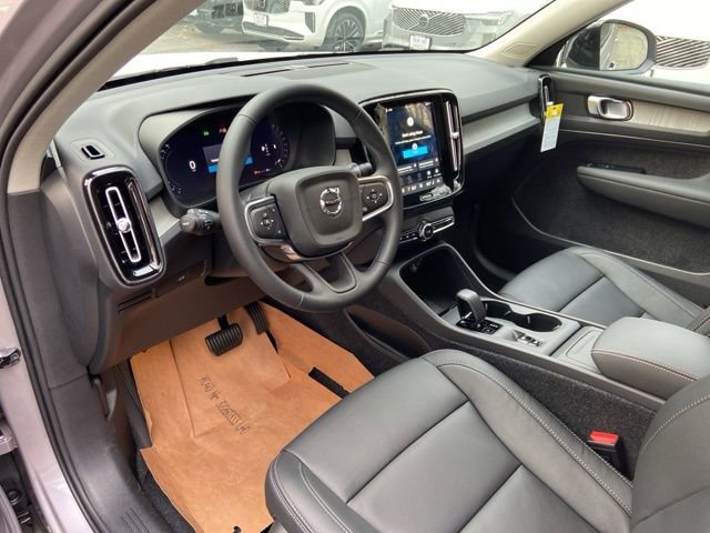 New 2026 Volvo XC40 B5 Core image 10