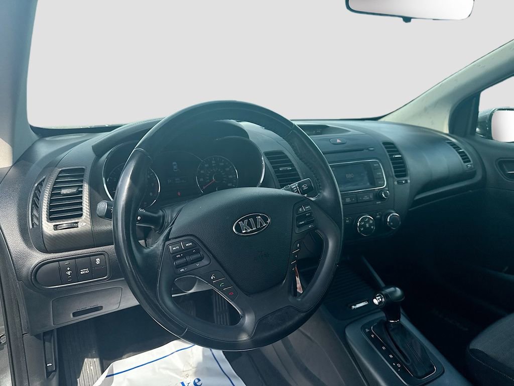 Used 2016 Kia Forte Koup EX image 9