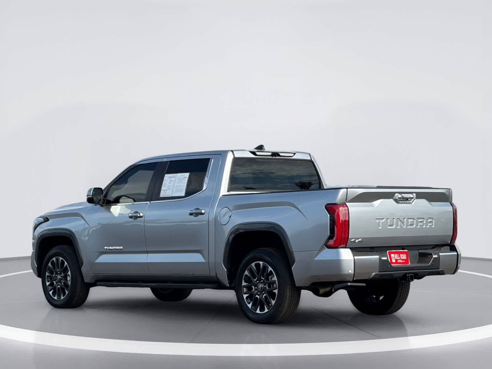 Used 2026 Toyota Tundra Limited AWD/4WD image 4