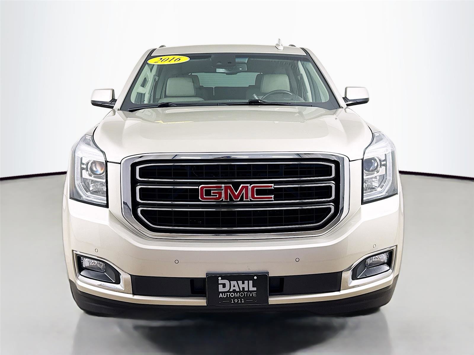 Used 2016 GMC Yukon SLT w/ Open Road Package image 3