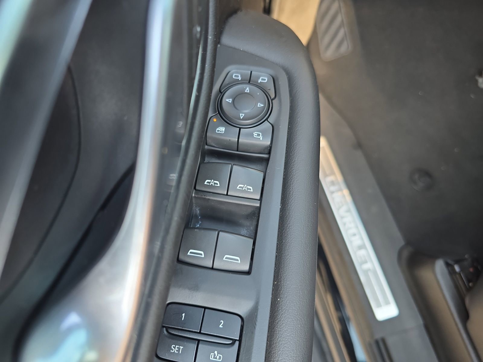 Used 2022 Chevrolet Tahoe LT w/ LT Signature Plus Package image 15