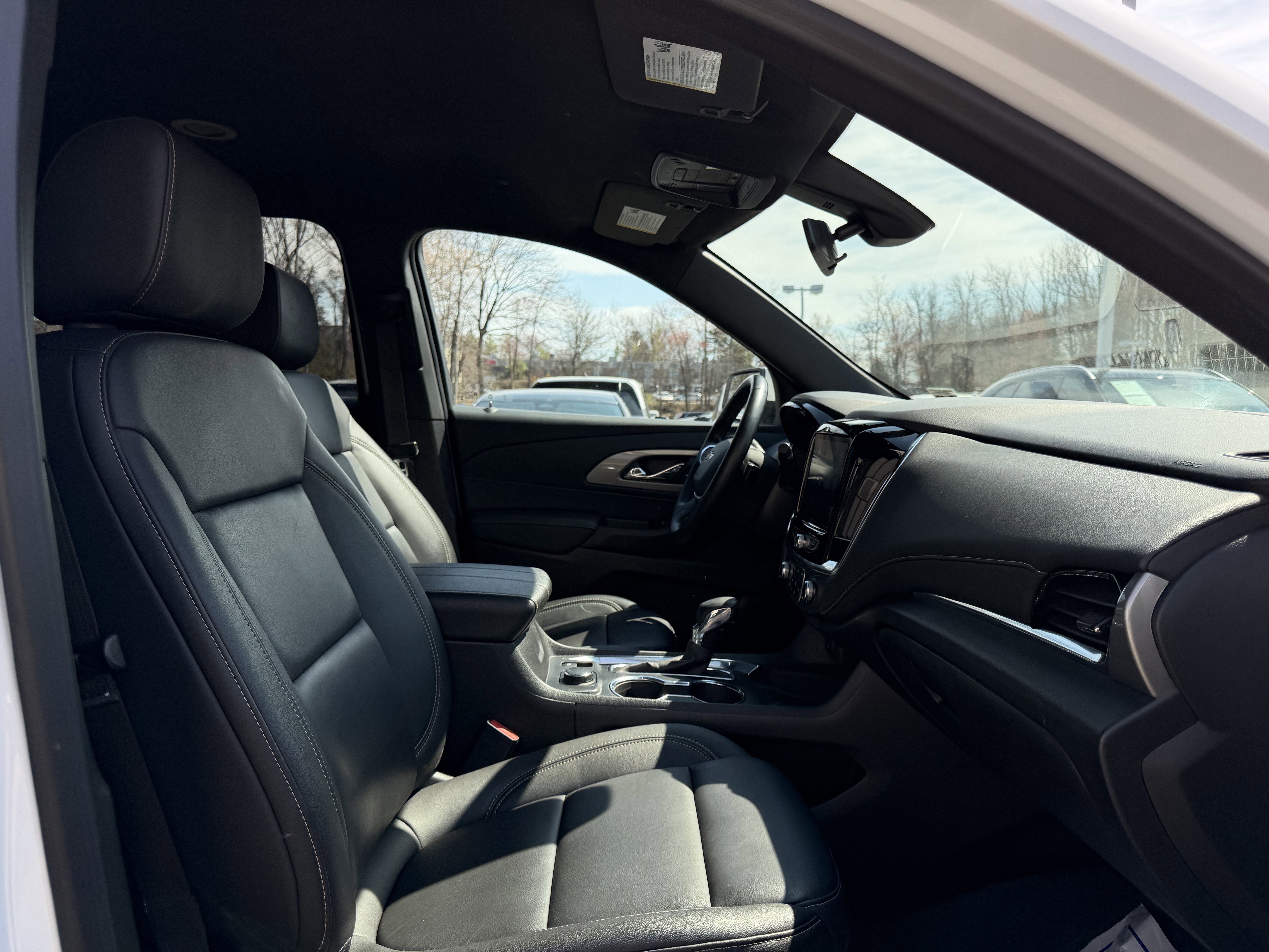 Used 2023 Chevrolet Traverse LT w/ LPO, Floor Liner Package AWD/4WD image 16