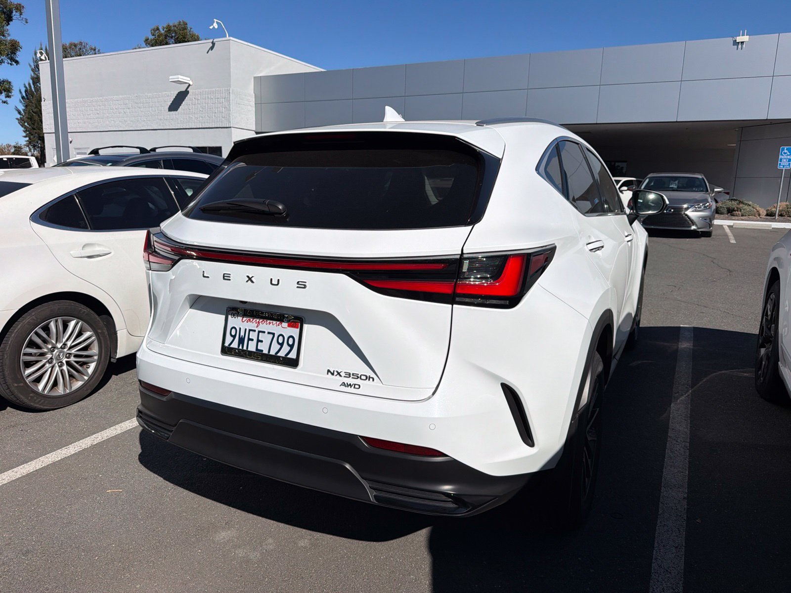 Used 2026 Lexus NX 350h AWD w/ Accessory Package (2T) image 5