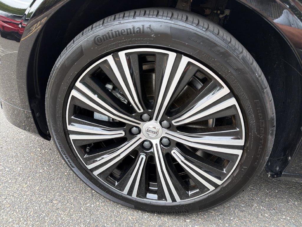 Used 2025 Volvo S90 B6 Plus AWD/4WD image 16