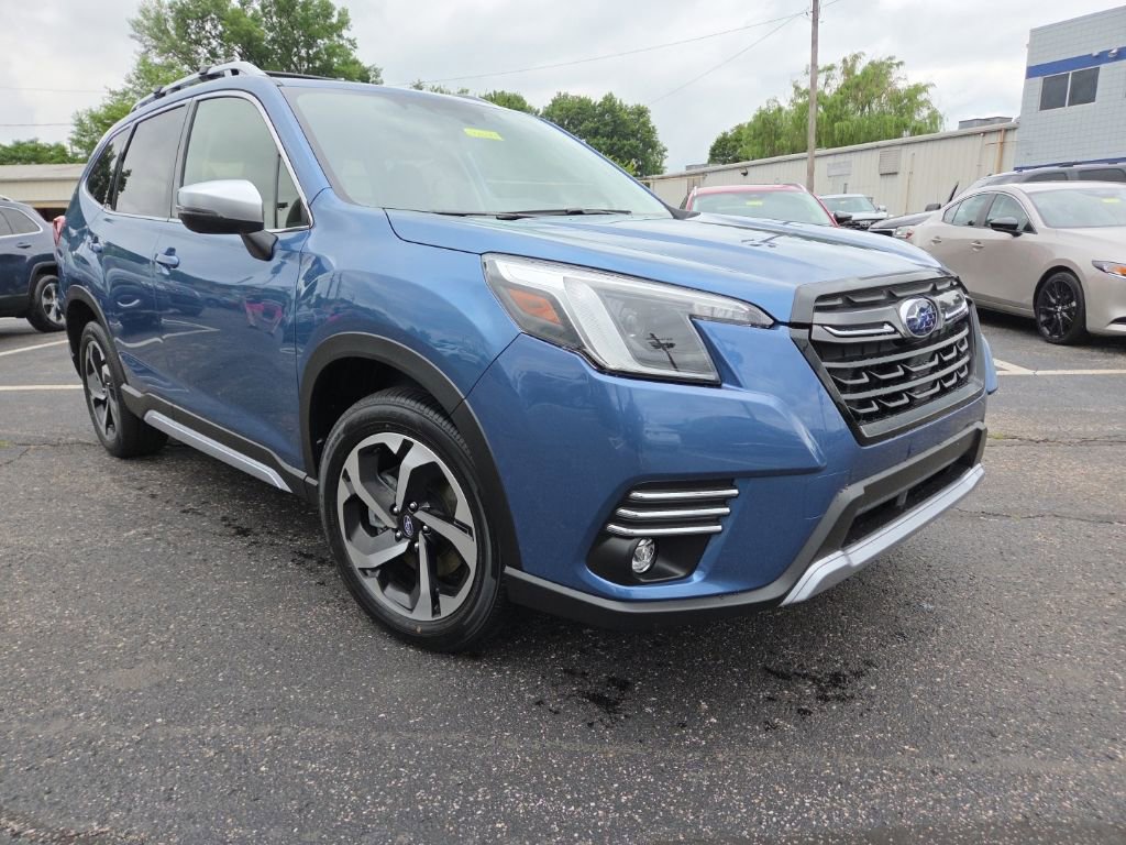 Used 2024 Subaru Forester Touring w/ Convenience Package AWD/4WD video 1