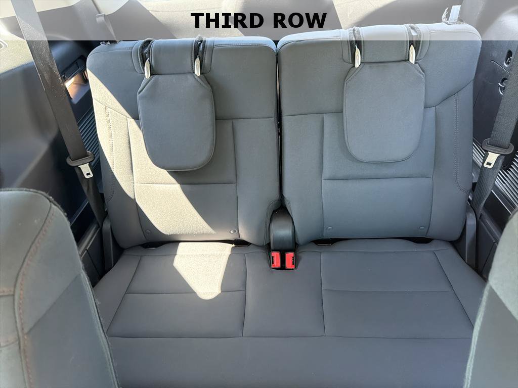 Used 2025 Ford Explorer Active RWD image 27