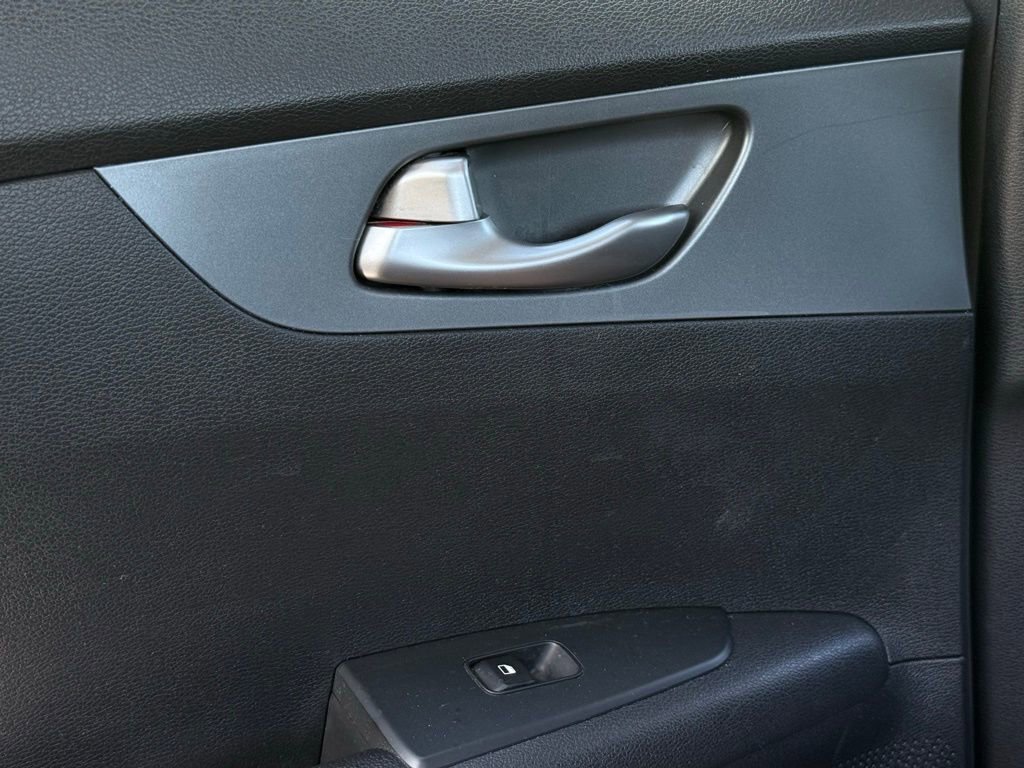 Certified 2021 Kia Forte LXS FWD image 36