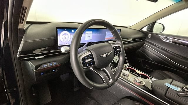Used 2025 Genesis GV80 2.5T Standard AWD/4WD image 13