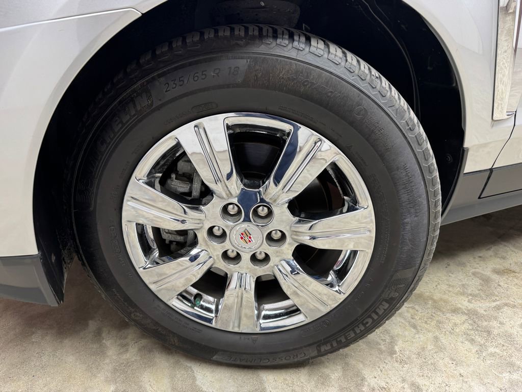 Used 2016 Cadillac SRX Luxury image 28