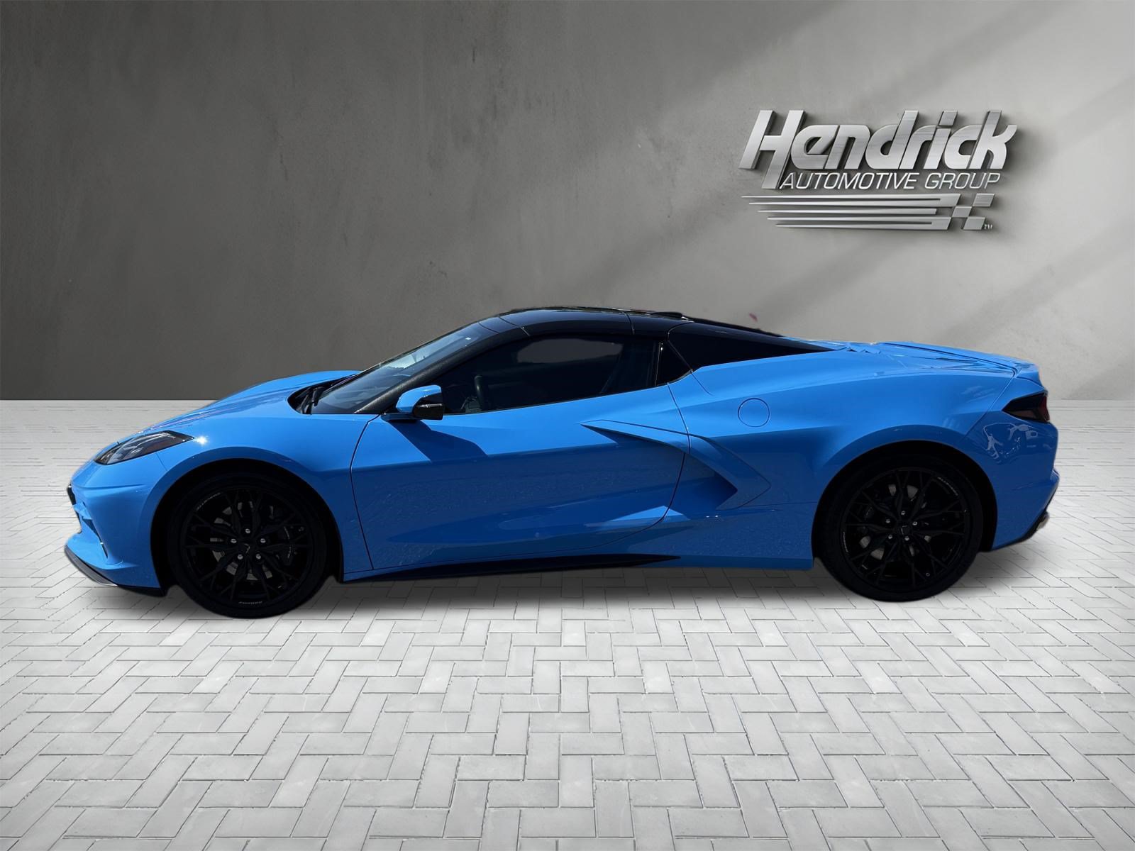 Used 2023 Chevrolet Corvette Stingray Premium Conv w/ Z51 Performance Package RWD image 7