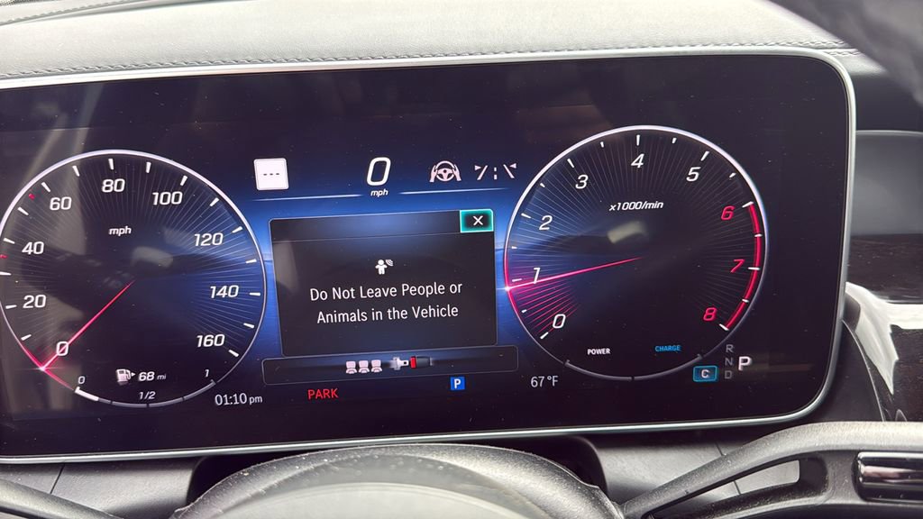 Certified 2024 Mercedes-Benz GLC 300 image 23