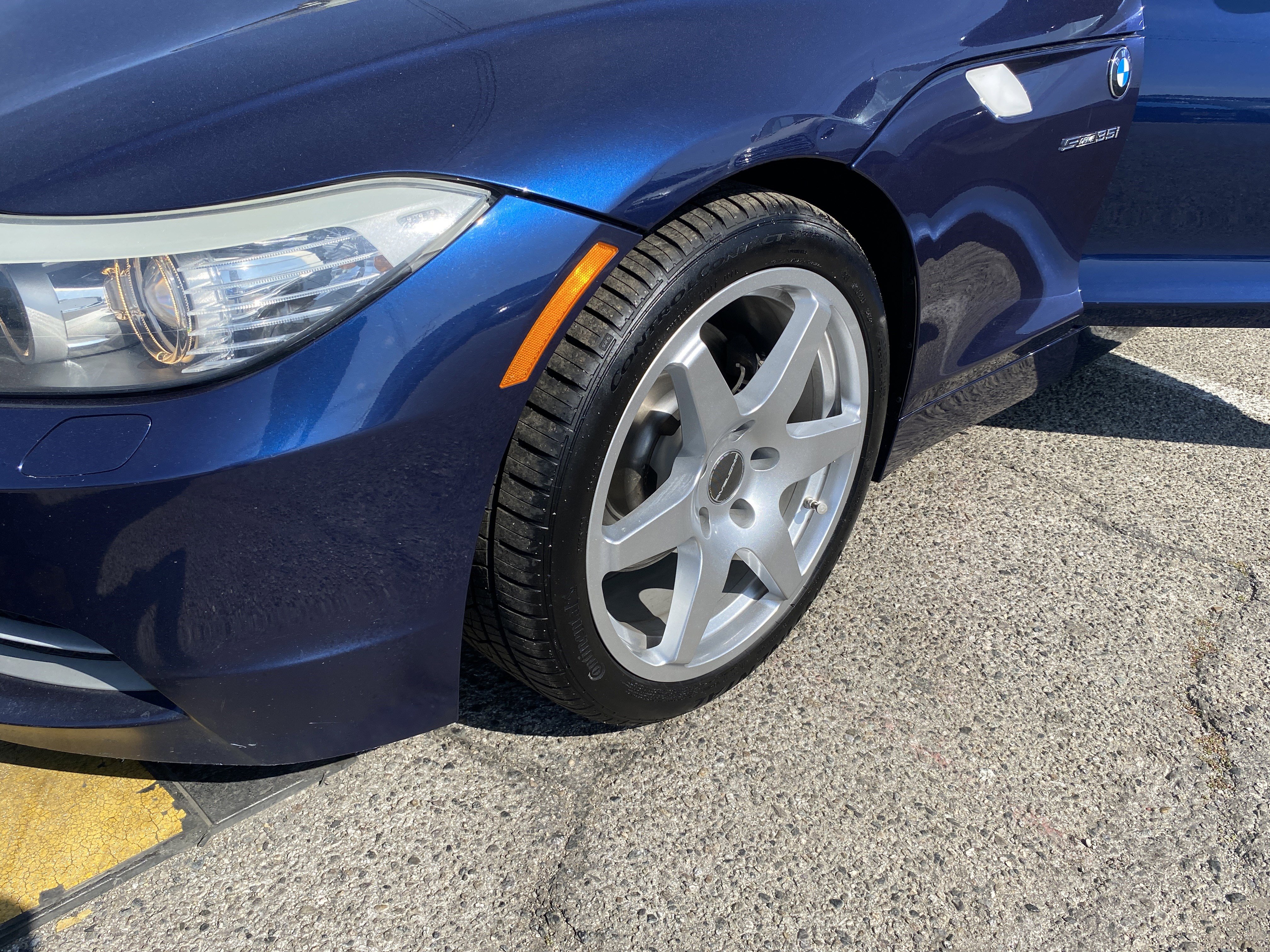 Used 2009 BMW Z4 sDrive35i w/ Premium Pkg image 17