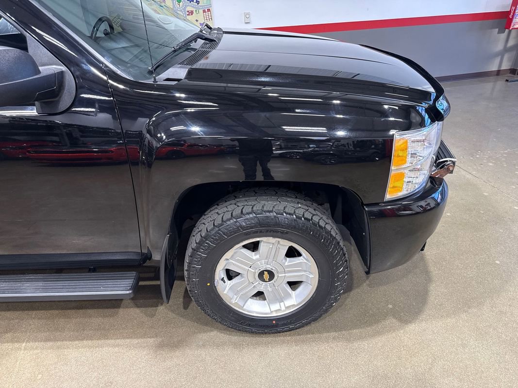 Used 2009 Chevrolet Silverado 1500 LT w/ Power Pack Plus image 38
